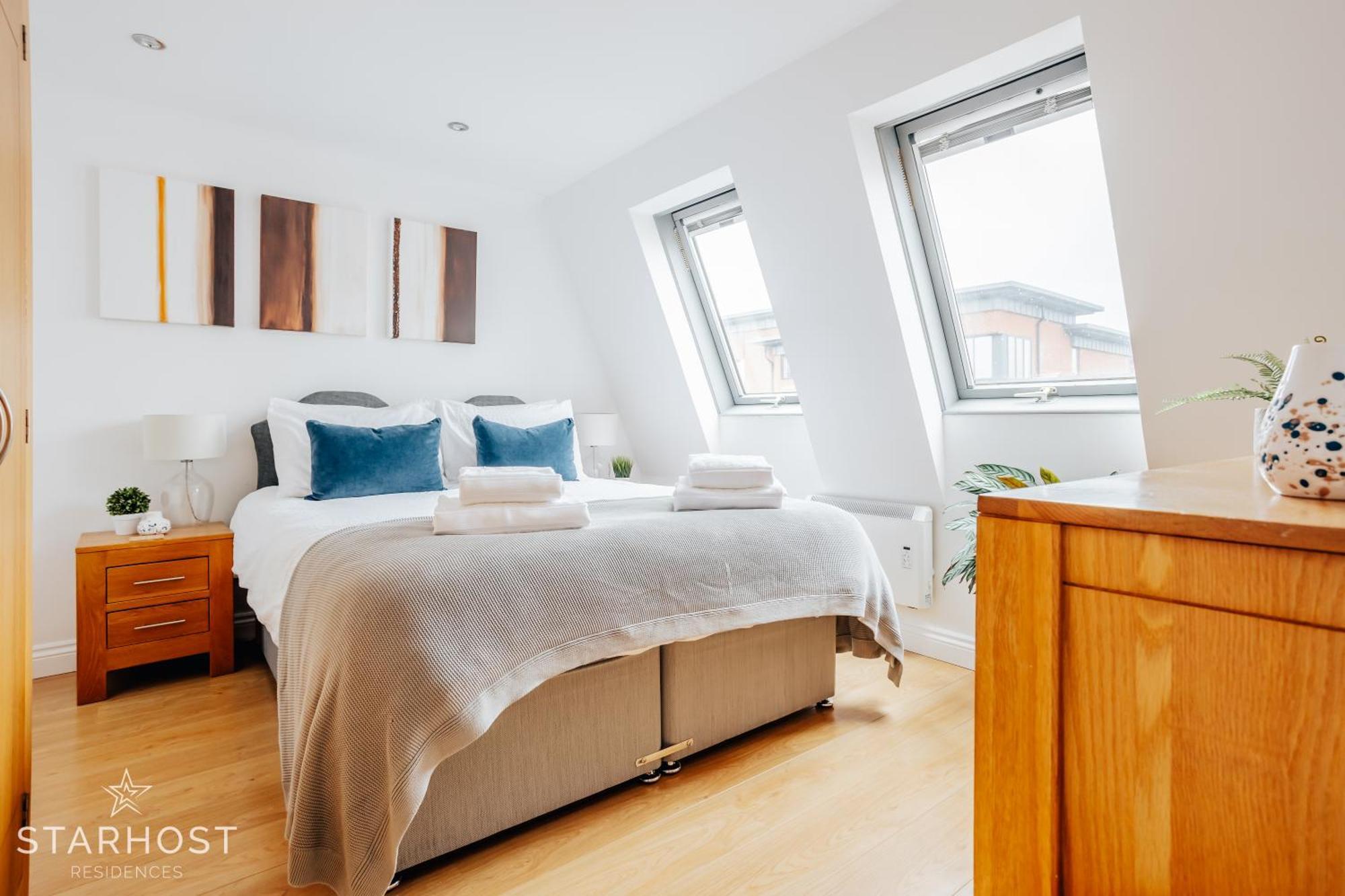 Central 3 Bed Apartment At Regents Court, Newbury Newbury  Buitenkant foto