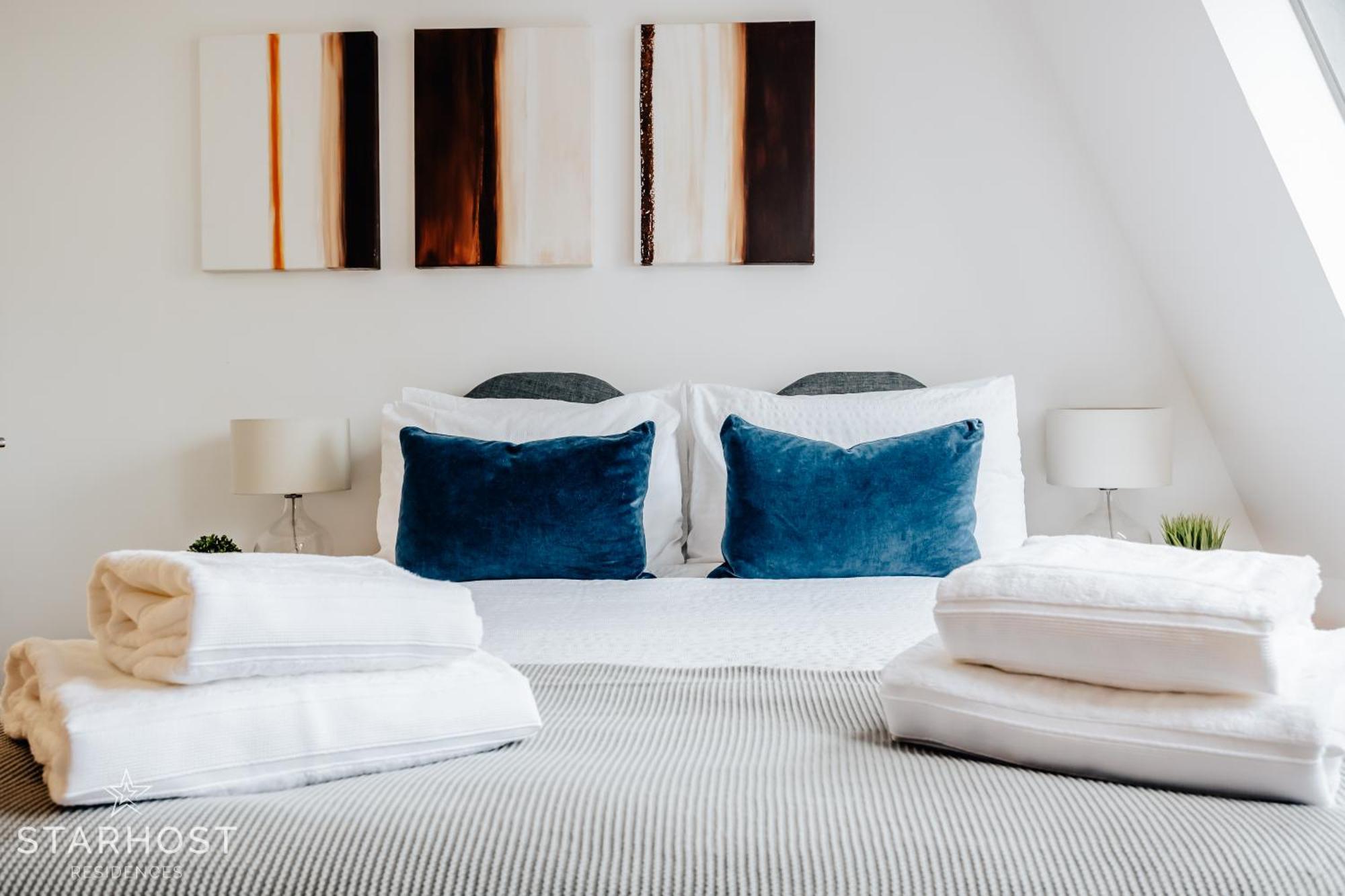 Central 3 Bed Apartment At Regents Court, Newbury Newbury  Buitenkant foto
